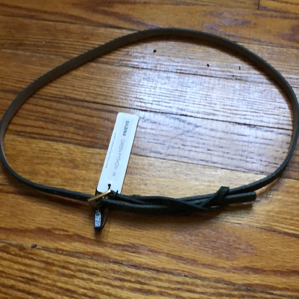 Skinny belt